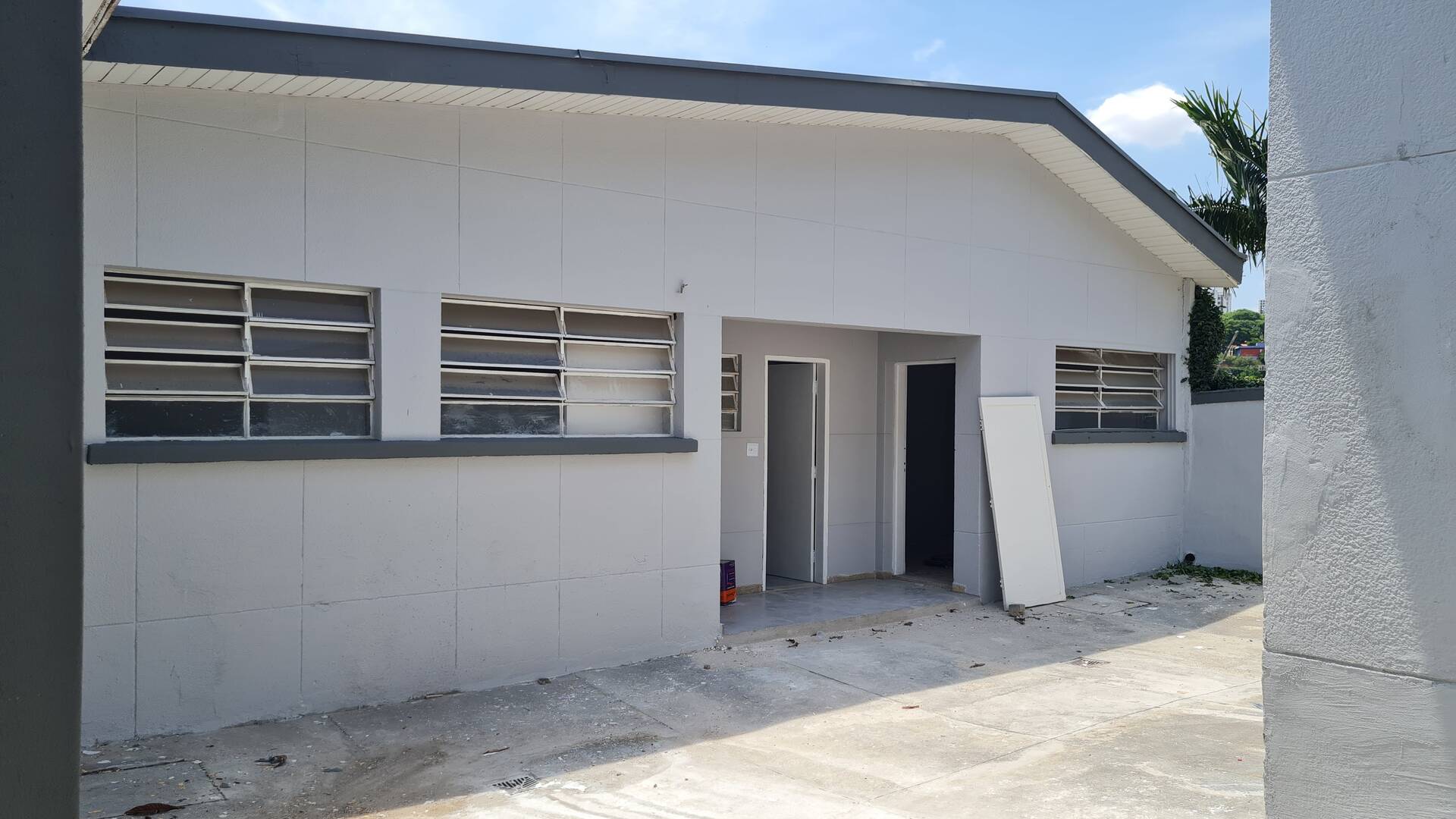 Prédio Inteiro para alugar, 226m² - Foto 2